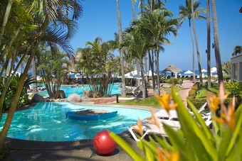 Hotel Plaza Pelicanos Grand Beach Resort