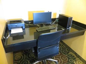 Hotel Cobblestone Inn & Suites - Harper