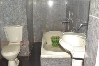 Hotel Adhar