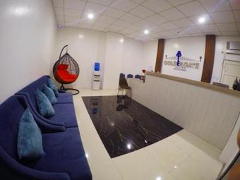 Aparthotel Golden Gate Suites