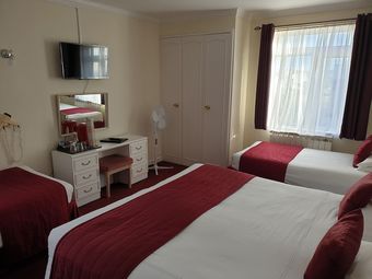 Marina Metro Hotel