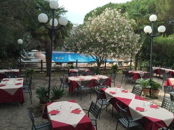 Apartamentos Baia Etrusca