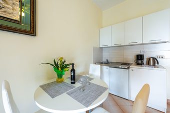 Apartments Matu?ko