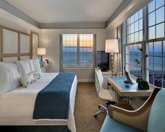 Hotel Don Cesar Beach Resort