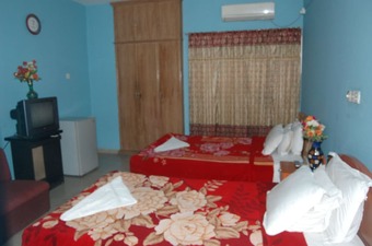 Hotel Traveller Inn