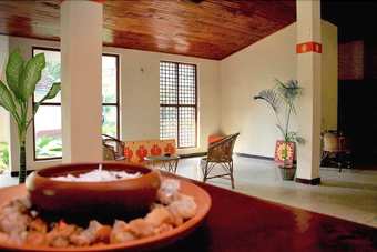 Nilaveli Crystal Blue Hotel