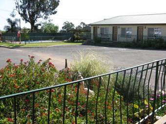 Peak Hill Golden Peak Budget Motel