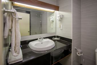 Sirikwa Hotel