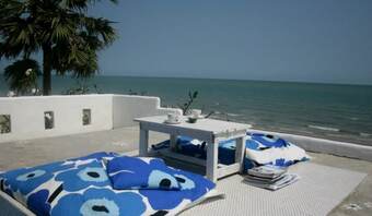 Hotel Hua Plee Lazy Beach