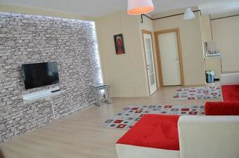 Hill Suites