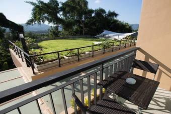 Hotel On Hilltop