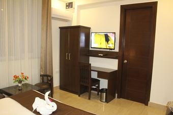 Hotel Holiday Hill