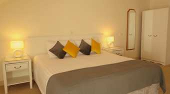 Hotel The Lough & Quay