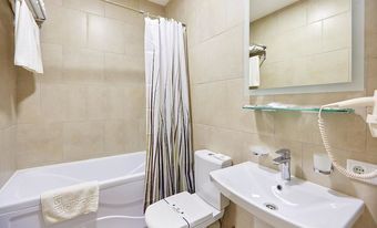 Hotel Wellotel Yuzhne