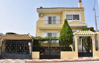 Keratea Luxury Villa Near Athens Airport