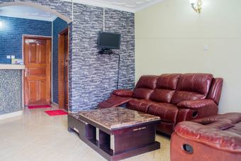 Homely Nest Hotel