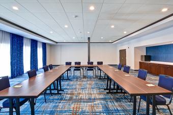 Hotel Courtyard By Marriott Long Island Islip/courthouse Complex