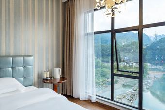 Z-up Boutique Hotel