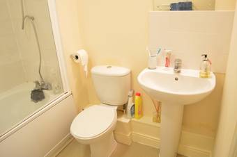 1 Bedroom Apartment In Mile End