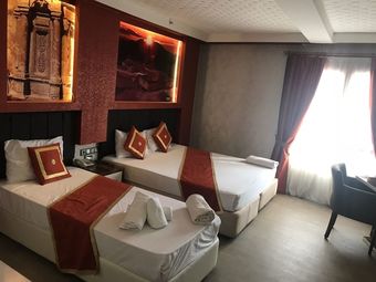 Ozcelik Hotel