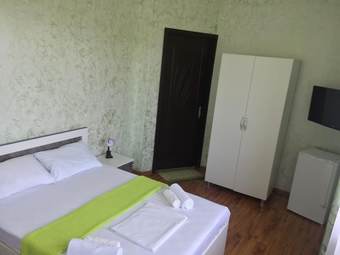 Sunny Hotel