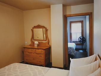 Hotel The Avon