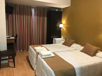 Hotel Moya