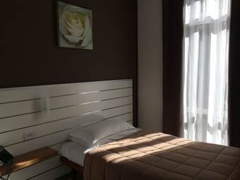 Bert Hotel