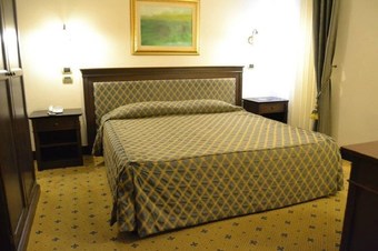 Hotel Don Carlo 4s