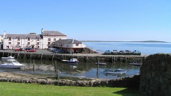 Crusoe Hotel