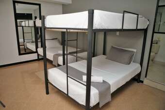 Hotel Suite 45