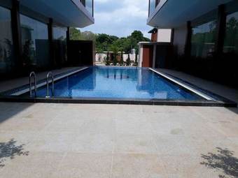 Famous Hotel Loikaw