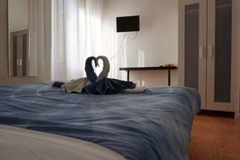 Hotel Guesthouse Namaste Central Rooms Valencia - Adults Only