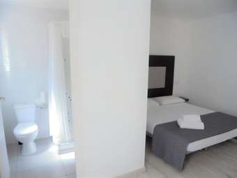 Hostal Easy Sants - Adults Only