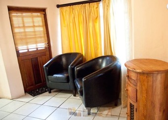 Lalapanzi Hotel And Conference Centre