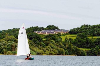 Apartment With 2 Bedrooms In La Salvetat Sur Agout, With Wonderful Lake View, Pool Access And Furnished Garden - 500 M From The Beach