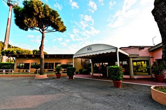 Happy Camp In Camping Real Village Roma