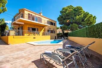 Villa Cari
