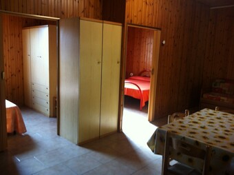Viola Club Village