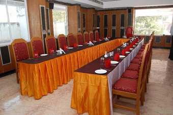 Hotel Raj