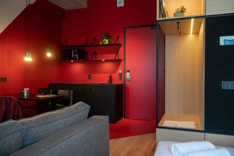 Hotel Via Suites