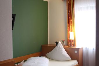Hotel H�u�ler