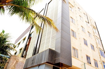 Hotel Adya Classic