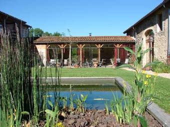 Hostal La Pierre Folle Chambres D'h�tes