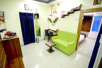 Base9 Airport Hotel
