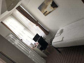 The Glenwood Hotel
