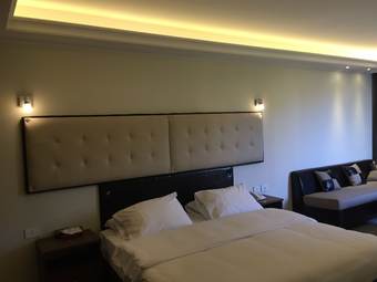 Aphrodite Hotel