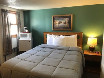 Hilltop Motel