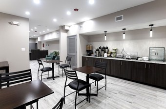Hotel Express Inn