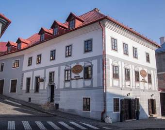 Hotel Salamander